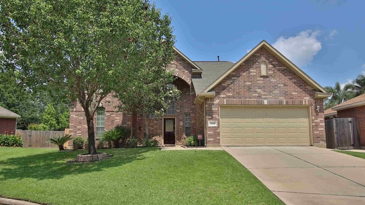 2710 Holly Walk Ln Spring TX 77388